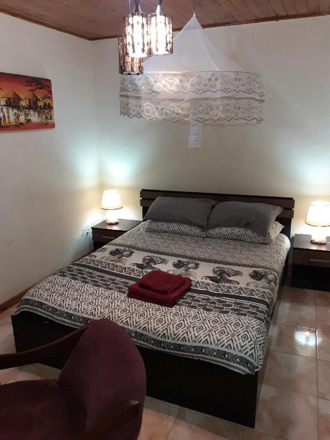 Sonke Ball House Bed and Breakfast Blantyre Exterior foto